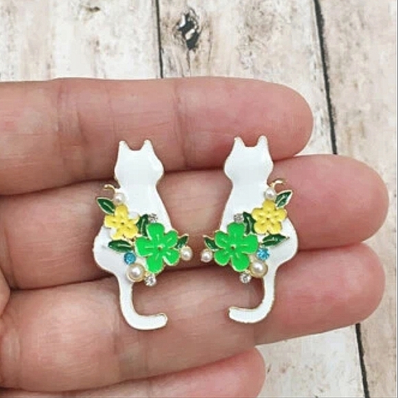 NEW Cat Flower Earrings - Picture 5 of 5